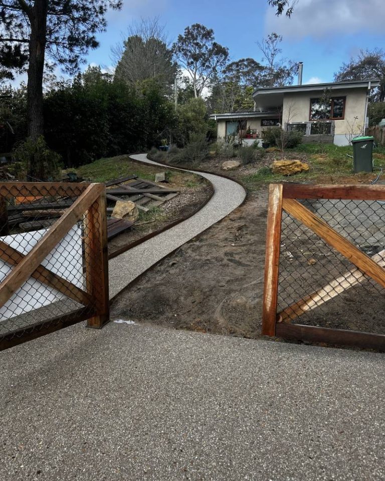 Exposed path and crossover - Blackheath